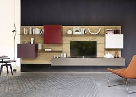 Jede Wohnwand Kann Mit Lackierten Oder Furnierten Oberflachen Versehen Werden Hier Eine Tv Losung Mit Wandpaneele In In 2020 Wohnen Wohnzimmer Tv Wand Ideen Wohnwand