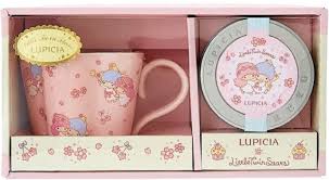 Lupicia collaborates with Hello Kitty and Little Twin Stars!  Sakura-themed mugs [entabe.com]