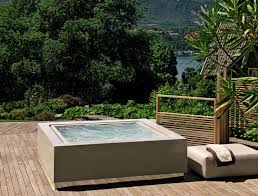 Quadrat Mini Pool Is A Jacuzzi In Disguise Mini Pool Hot Tub Backyard Small Pool Design