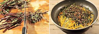 I've just pruned all my three variations on my favorite way to eat grilled hop shoots. Crespelle With Hop Shoots Phytoalimurgia