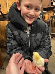 Darla Duster's Instagram, Twitter & Facebook