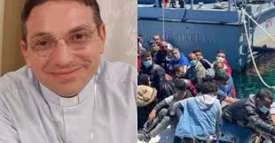 Lampedusa, le lacrime di don Carmelo: "Non si può..."