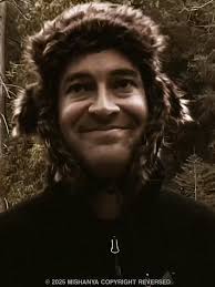 Peach Fuzz Bench Scene