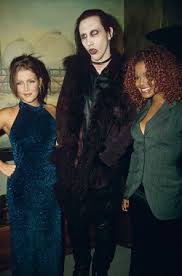 Page d'accueil du site de référence sur marilyn manson en france. Twixnmix Tumblr Com Tumbex