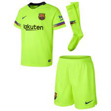 The new kit will be worn on may 20th, as fc barcelona will bid farewell to club legend andres iniesta in … Nike Fc Barcelona Away Breathe Mini Kit 18 19 Goalinn