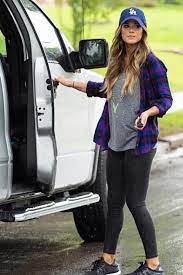 Jojo Fletcher Dallas August 15 2016 Star Style Outfits With Hats Gaming Clothes Baseball Cap Outfit