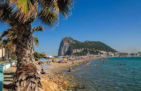 Britische telefonzellen, fisch an chips, freche affen und vieles mehr. Gibraltar Die Britische Stadt In Spanien Reiseziele Ch