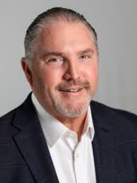 Portillo's COO, Luna Grill's CMO and more executive shifts