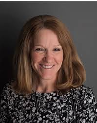 Beth Lafata's Instagram, Twitter & Facebook