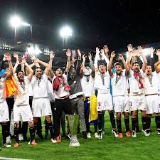 El sevilla fc está en condiciones de escribir otro capítulo glorioso de su historia, pues se encuentra a sólo dos partidos de conquistar su sexta europa league. Fc Sevilla Grundung Erfolge Stadion Alle Infos Zum Spanischen Erstligist Fussball
