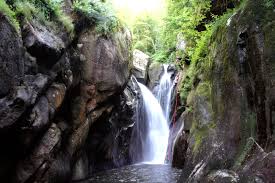 Un jeune homme blessé lors d'un canyoning 4 faits divers. Aloa Nature Canyoning Argences En Aubrac Tourisme Aveyron