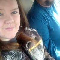 Casey Cates (bellabug93)