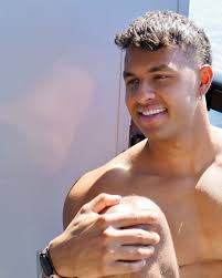 Aaron Clancy (@aaronrclancy) • Instagram photos and videos