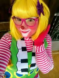 Payasa Maraquita y su Sonsonete & Dra. Maraca