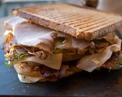 Emiliano longo — sento che sta per finire 05:02. Visit Terracina Toast Amore