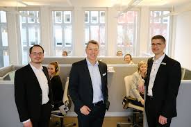 C) both of them work with währungshandel. Businessline Der Landessparkasse Zu Oldenburg Lzo Mediale Beratung Fur Geschaftskunden Bankinghub