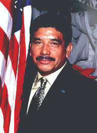 LYNWOOD MAYOR ACCUSED OF ATTEMPTING TO MANIPULATE AWARD OF TRASH CONTRACT