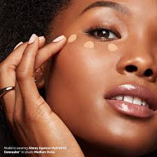 Amazon.com : Almay Anti-Aging Concealer, Face Makeup with Hyaluronic Acid,  Niacinamide, Vitamin C & E, Hypoallergenic-Fragrance Free, 005 Fair, 0.37  Fl Oz (Pack of 1) : Beauty & Personal Care