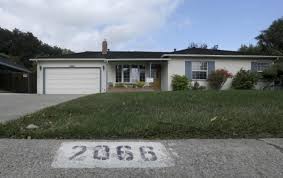 Steve Wozniak Apple S Co Founder Reveals That Apple Did Not Start In Garage Dream Holiday Steve Jobs Historic Properties