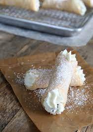 Wrap circles around cannoli forms loosely and seal with leftover egg whites using a brush or fingertip. Gluten Free Cannoli Great Gluten Free Recipes For Every Occasion