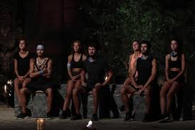 A fost vorba de noroc sau de mai multă singurantță, iar lili sandu a reușit să o învingă pe silvia stroescu în confruntarea definitorie. Eliminare SurprinzÄtoare La Survivor Romania Cine A Plecat Din Emisiunea De La Kanal D Impact