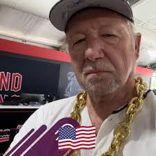 Will trade Osage oranges for deer corn ? Pm me .