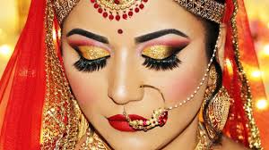 For this bold look, try a soft medium brown eye shadow for the lid color and a black eyeliner with lots of mascara. Red And Golden Bridal Eye Makeup Off 75 Buy