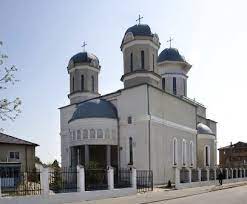 La 28 august 2014, de sărbătoarea adormirea preasfintei stăpânei noastre născătoare de dumnezeu și pururea fecioară maria, preafericitul patriarh al moscovei şi al întregii rusii chiril a oficiat dumnezeiasca liturghie la catedrala „adormirea maicii domnului în kremlinul din moscova. Biserica Adormirea Maicii Domnului Malaxa Crestinortodox Ro