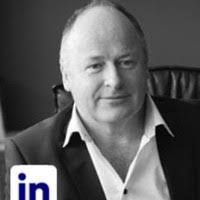 Linda Lynskey's Instagram, Twitter & Facebook