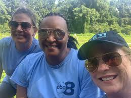 Carla Lemons (@sweetlemons123)