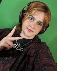 Thrown into life without an exit Don't know the end of this road Every day  feels so bleak Feels like walking in place, quarter life crisis