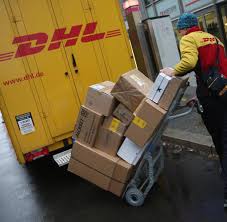 Ab 8 uhr morgens können sie mit der erwarteten sendung rechnen. Lieferstau Bei Dhl Kundenarger Wegen Vermissten Paketen Welt