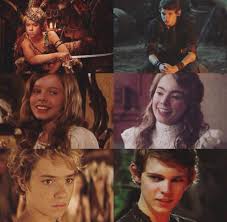 No No No There S A Different One Looks Innocent And The Other Looks Like He Ll Destroy Your Life In A Good Way Peter And Wendy Peter Pan 2003 Wendy Peter Pan