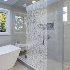 Une Paroi De Douche Design A L Esprit Nature Paroi De Douche Design Vitrail Douche Design