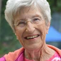 Carolyn Palumbo's Instagram, Twitter & Facebook