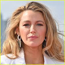 Kristy Ashley's Instagram, Twitter & Facebook