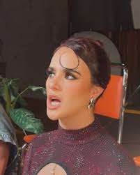 Maquillaje para @galamontes , ✨ Maquillaje @stephanierocha_makeupartist , ✨  Peinado por @zivana_hairstylist , 📽️ Video Paty Cantú ft Malilla “Al Mali”  , #makeup #hair #makeupdg #dolcegabannamakeup ...