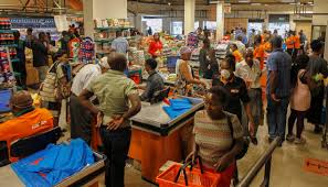 Health cabinet secretary mutahi kagwe said of those vaccinated with the second jab, 2,150 were health workers, 95 security officers, 45 teachers, 35 persons aged 58 years … President Kenyatta Takes Pay Cut Imposes Curfew To Halt Coronavirus