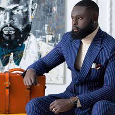 He captioned the picture, oni duro mi ese o! efforts to reach him via the telephone proved abortive as no one answered his calls. Omoniyi Makun Yomi Casual Biography Age Parents Hometown Girlfriend Net Worth Career Awards Instagram Facebook Twitter