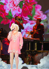 Bette midler's full, dramatic sound is iconic, her presence is magnetic , and a bette midler concert is an unforgettable experience. Diva Bette Midler Concert Review Divine Intervention Tour Rogers Arena Vancouver Observer