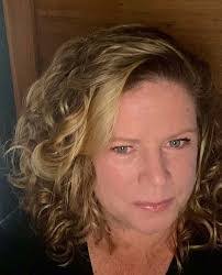 Beverly Moreau's Instagram, Twitter & Facebook