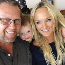 Crystal Robbins (crystalkrobbins)