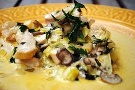 Jamie Oliver S Chicken Leek Stroganoff Chicken And Leek Recipes Leek Recipes Jamie Oliver Chicken