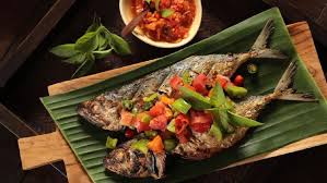 Rahasia memasak menu ikan yah pastilah di kesegaran ikannya. Menu Buka Puasa Resep Pindang Tongkol Bumbu Iris Praktis Nikmat