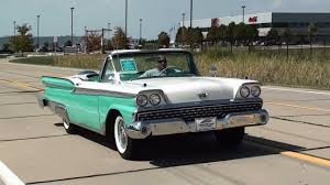 We know why you're eying at this 1959 ford fairlane 500 galaxie skyliner. Test Driving 1959 Ford Fairlane Galaxie Sunliner Convertible Youtube