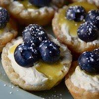 Lemon curd > frosting, any day. Lemon Curd Cheesecake Jamie Oliver Recipes Tasty Query