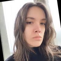 Sarah Dunker's Instagram, Twitter & Facebook