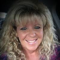 Brenda Dowling's Instagram, Twitter & Facebook