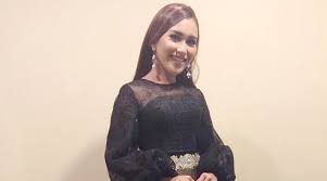 Bagi sobat pengguna iphone, sobat juga dapat menggunakan aplikasi yang bernama photoshop fix untuk mengedit foto. Harta Ayu Ting Ting Dikabarkan Capai Rp 200 Miliar Netter Tak Percaya