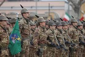 Tenente colonnello è, nella gerarchia militare, un grado della categoria degli ufficiali superiori posto fra quello di maggiore (di livello inferiore) e di colonnello (superiore). Aspettativa Riduzione Quadri Archivi Infodifesa